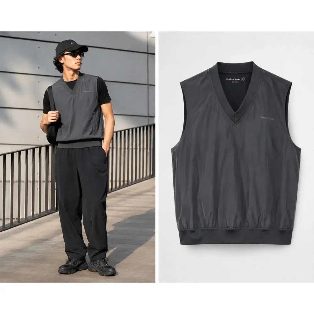 Outdoor Voices Men’s Medium RecNylon V-Neck‎ Vest Black Gorpcore Golf Techwear
